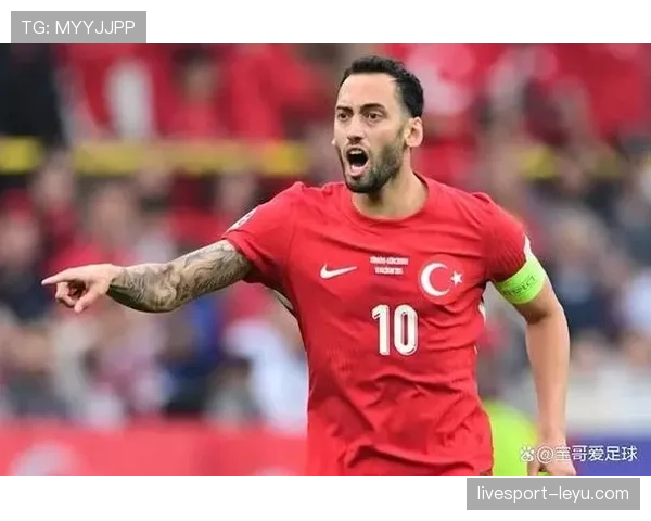 恰尔汗奥卢中场突破助米兰掌控节奏,强势表现引关注 恰尔汗奥卢中场突破助米兰掌控节奏,强势表现引关注