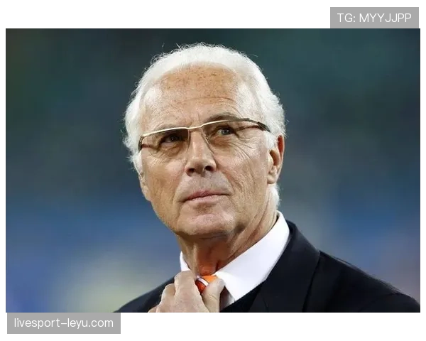 贝肯鲍尔传奇生涯回顾:足坛巨擘的深远影响力 贝肯鲍尔传奇生涯回顾:足坛巨擘的深远影响力