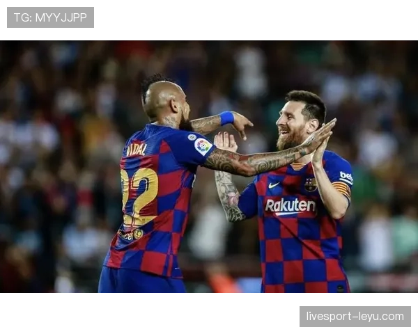 卡瓦尼禁区神勇建功,助球队关键取胜迎状态回暖 卡瓦尼禁区神勇建功,助球队关键取胜迎状态回暖