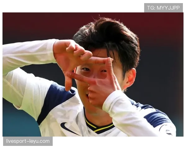 卡梅隆·伯吉斯闪耀英超赛场，助球队斩获佳绩