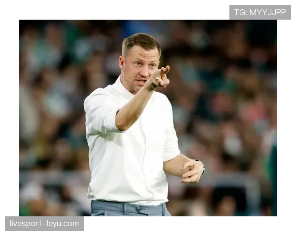 狼堡主帅战术灵活调整，球队状态回升豪取连胜