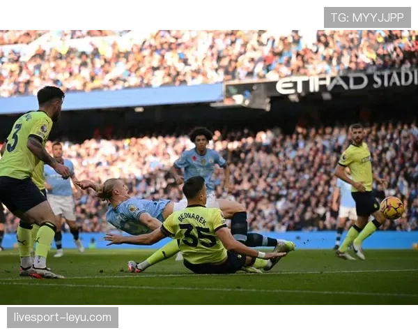 曼城客场力克南安普顿迎连胜，强势巩固英超榜首位置