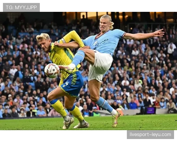 斯通斯对位哈兰德的身体对抗表现分析