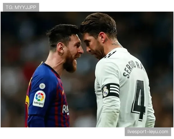 拉莫斯从右后卫到顶级中卫的转型轨迹解析 拉莫斯从右后卫到顶级中卫的转型轨迹解析