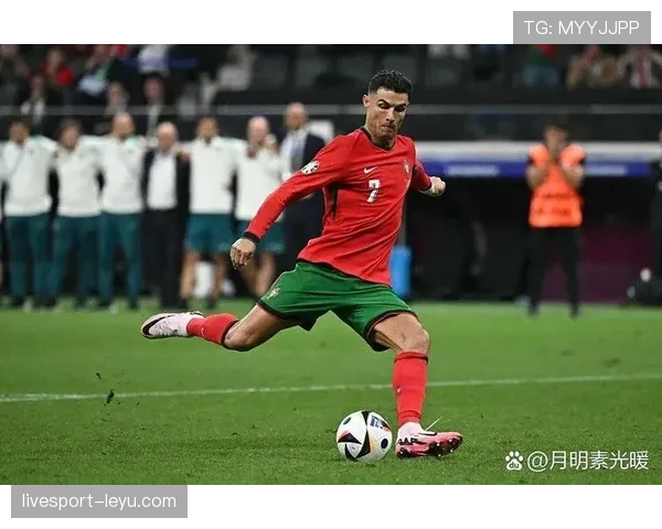 点球重罚规则:哪些情况会导致罚点球被判重罚? 点球重罚规则:哪些情况会导致罚点球被判重罚?