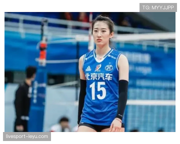 谌龙退役后住进月租5万的顶层复式，每天六点雷打不动吃有机餐