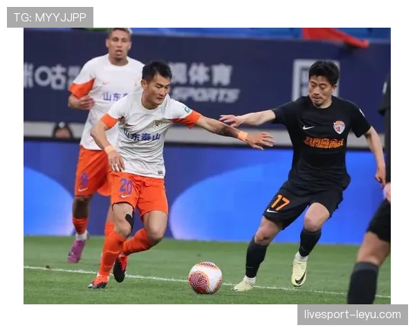 山东泰山节奏失控问题显现，攻防转换混乱对赛季走势形成制约